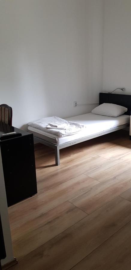 Dnd-X Hotel Pancevo Ngoại thất bức ảnh