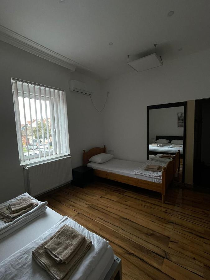 Dnd-X Hotel Pancevo Ngoại thất bức ảnh