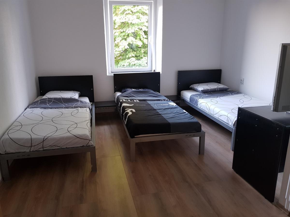 Dnd-X Hotel Pancevo Ngoại thất bức ảnh