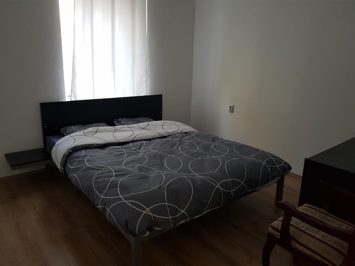 Dnd-X Hotel Pancevo Ngoại thất bức ảnh