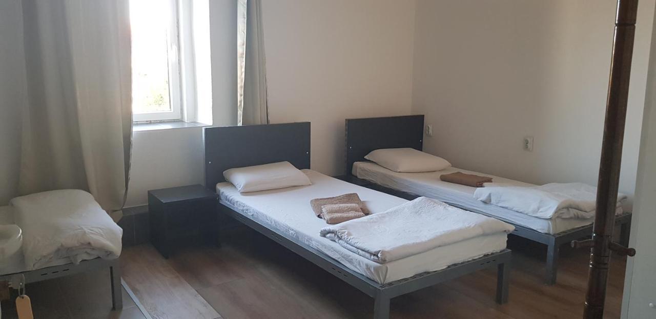 Dnd-X Hotel Pancevo Ngoại thất bức ảnh